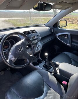 Toyota Rav4 - 5
