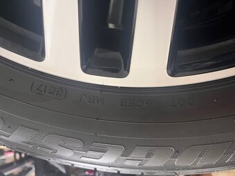 Mercedes Benz X class kola R19 - 5