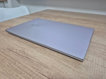 Asus Zenbook 14 /Ryzen 5-4500U/8GB RAM/FHD IPS/512GB SSD - 5