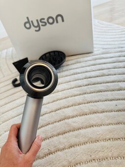 DYSON supersonic fen na vlasy s nadstavcami - 5