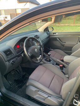 Golf 5 - 5