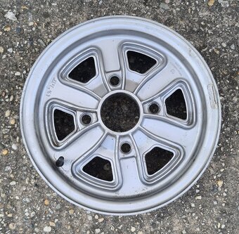 Disky Škoda Kopretiny Otviraky 4x130 4.5Jx13 - 5