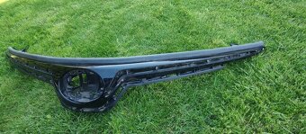 Toyota Corolla XII E21 2018 pre SEDAN - predna maska logo - 5