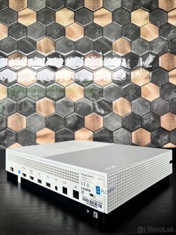 Xbox One S 1TB – TOP stav | Nový ovládač - 5