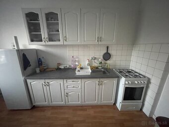 Prenájom samostatnej izby v RD - 5