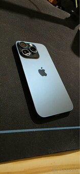 iPhone 15 Pro 256 GB modrý titán - 5