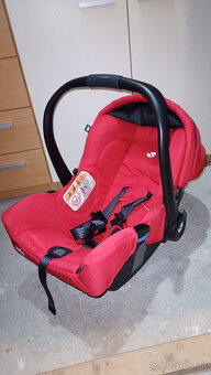 Autosedačka Ferrari + vajíčko Joie - 5