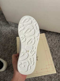 Alexander McQueen Tenisky - 5