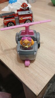 Tlapkova patrola - autička - 5