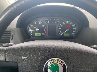 Škoda fabia sedan - 5