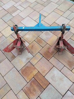 Dvojriadkovač Agzat, tera vari - 5