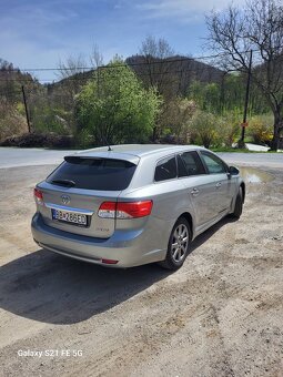 Toyota Avensis T27 - 5