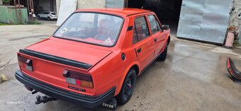 Skoda 105 - 5