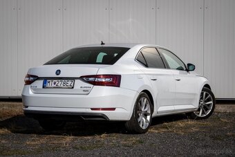 Škoda Superb 2.0 TDI 4x4 Style DSG - 5