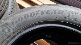 235/60r18 - 5
