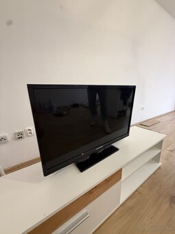 Predam obývaciu stenu - 5