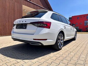 Škoda Superb Combi 2.0 TDI Sportline DSG Matrix Virtual - 5