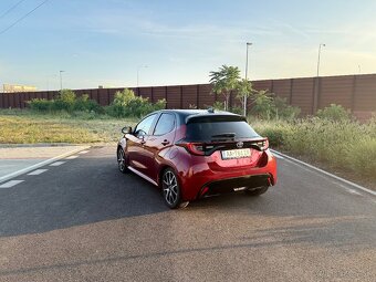 Toyota Yaris hybrid 1.5 VVT - 5