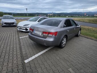 Hyundai Sonata 2.0 crdi r.v. 2007 - 5