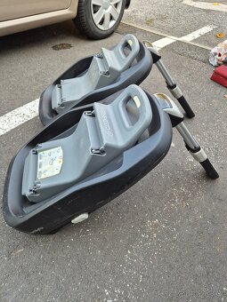 2x Autosedačka vajíčko Maxi Cosi + 2x základňa Family fix - 5
