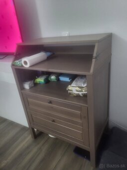 Postieľka a prebaľovací pult - 5