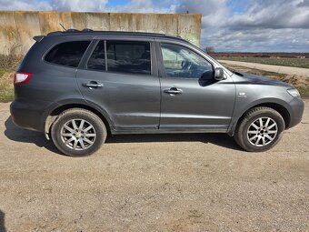 Hyundai Santa Fe - 5