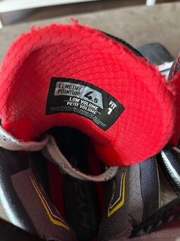 Korčule BAUER Hyperlite - 5