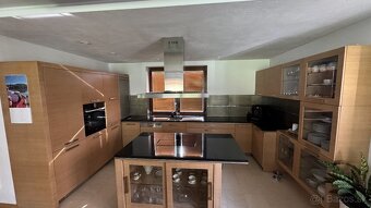 Kuchynská linka so spotrebičmi - 5