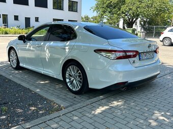 Toyota Camry 2,5 Hybrid SR - 5