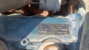 Kubota v3307 - 5