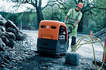⚡️ Vibračná doska /470kg/- žehlička na prenájom ⚡️ - 5