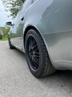 Audi A4 b7 125kw 3xS-line - 5