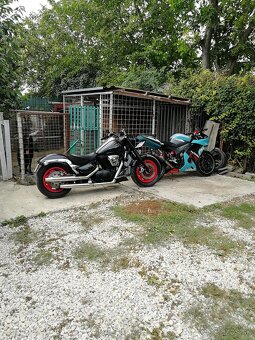 Suzuki Intruder 1500 - 5