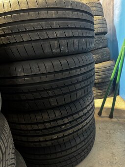 Pneu 215/45 R18 Goodyear - 5