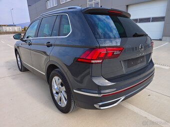 Volkswagen Tiguan 2.0 TDI EVO Elegance 4Motion DSG - 5