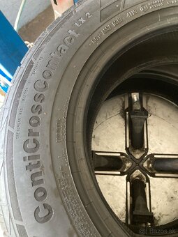 Letné pneu 2ks 215/65R16 viem aj prezuť - 5