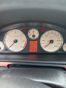 Peugeot 407 - 5