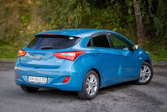 Hyundai i30 Hatchback 1.4i + LPG AJ NA SPLÁTKY/PROTIÚČET/ - 5