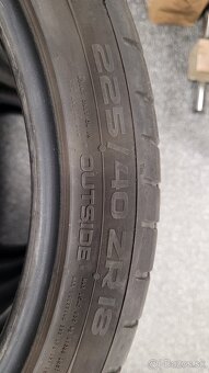 Nokian powerproof 225/40 R18 - 5