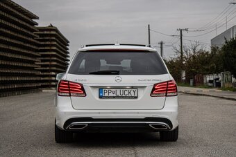 Mercedes-Benz E300 Bluetec Hybrid - 5