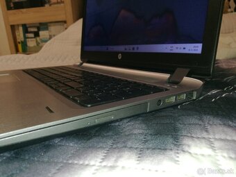 HP ProBook. i5. 15,6". RAM 8 GB. SSD 256 GB + 1 000 GB. - 5