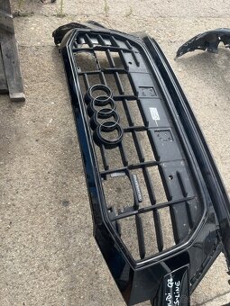 Audi Q8 naraznik maska 4M8 807 437 D 437E - 5