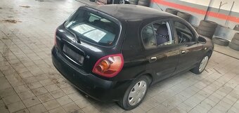 Nissan Almera Angličan - 5