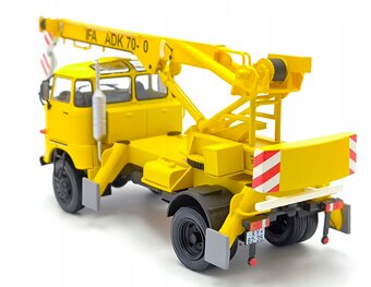 IFA ADK 70 žeriav 1:43 + časopis - 5
