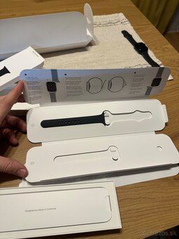 Apple Watch Series 7 (41mm) Midnight – komplet balenie - 5