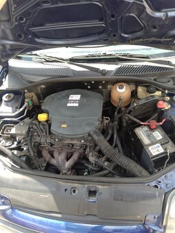 Renault clio 1.4 55kw - 5