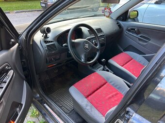 Seat Ibiza 1,9Tdi 66Kw r.v.2000 - 5