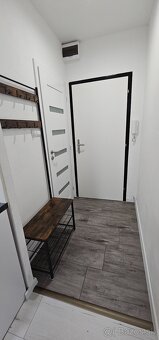 VEĽKOMETRÁŽNA GARZÓNKA, KLOKOČINA- JURKOVIČOVA UL. - 5