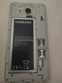 Mobilný telefón Samsung J5 2016 - 5