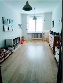 Ponúkame 3 izbový byt na Dulovom námestí v Bratislave - 5